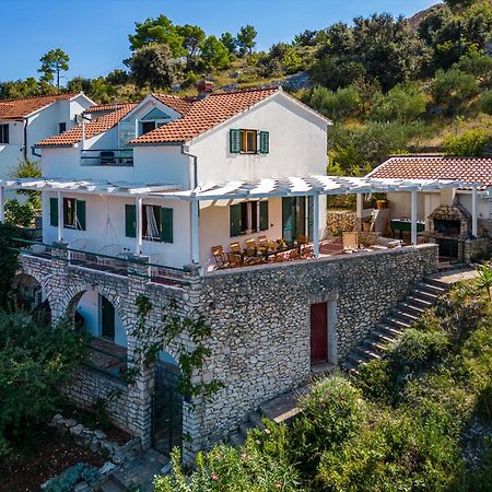 Vila Tudor Bobovisca Kültér fotó